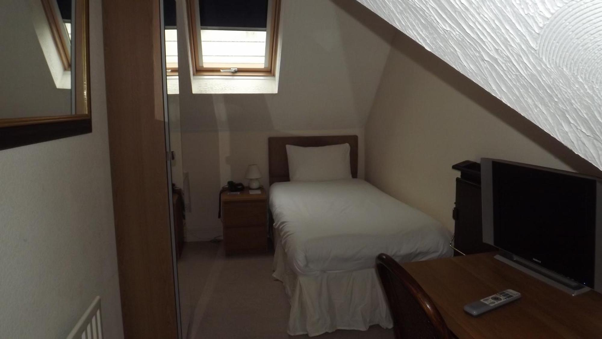 The Peacock Townhouse Hotel Kenilworth - Warwick Chambre photo