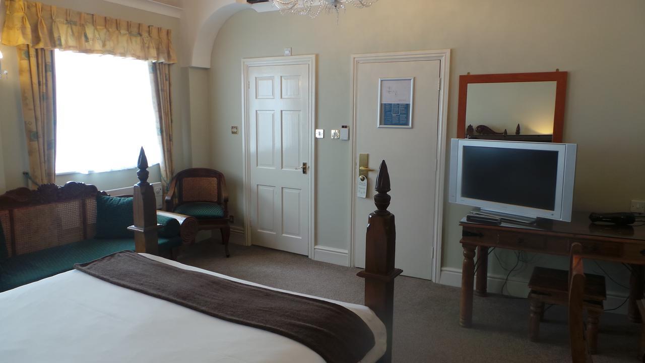 The Peacock Townhouse Hotel Kenilworth - Warwick Extérieur photo